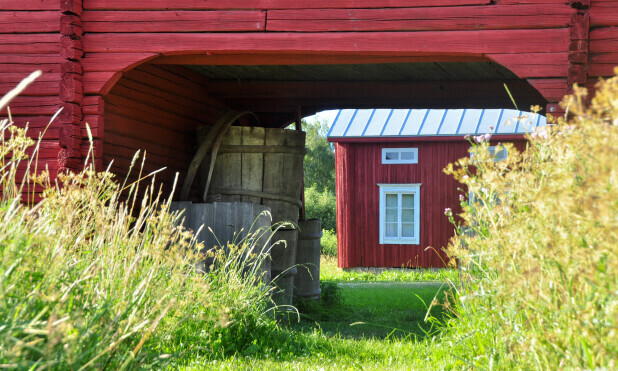 Myrbergsgarden port